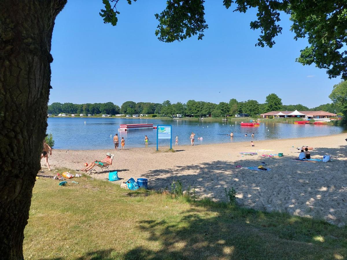 Tynaarlo Gezellig Chalet Op Een Prachtige Plek In Drenthe Met Vrij Uitzichtヴィラ エクステリア 写真