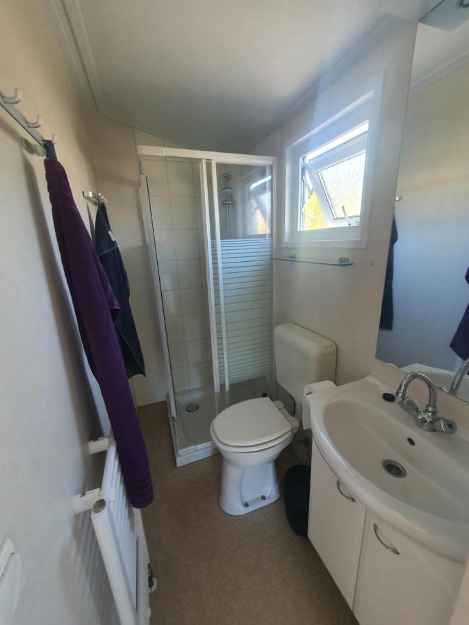 Tynaarlo Gezellig Chalet Op Een Prachtige Plek In Drenthe Met Vrij Uitzichtヴィラ エクステリア 写真