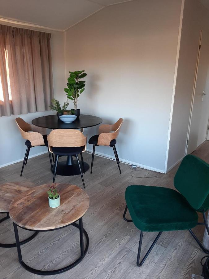 Tynaarlo Gezellig Chalet Op Een Prachtige Plek In Drenthe Met Vrij Uitzichtヴィラ エクステリア 写真
