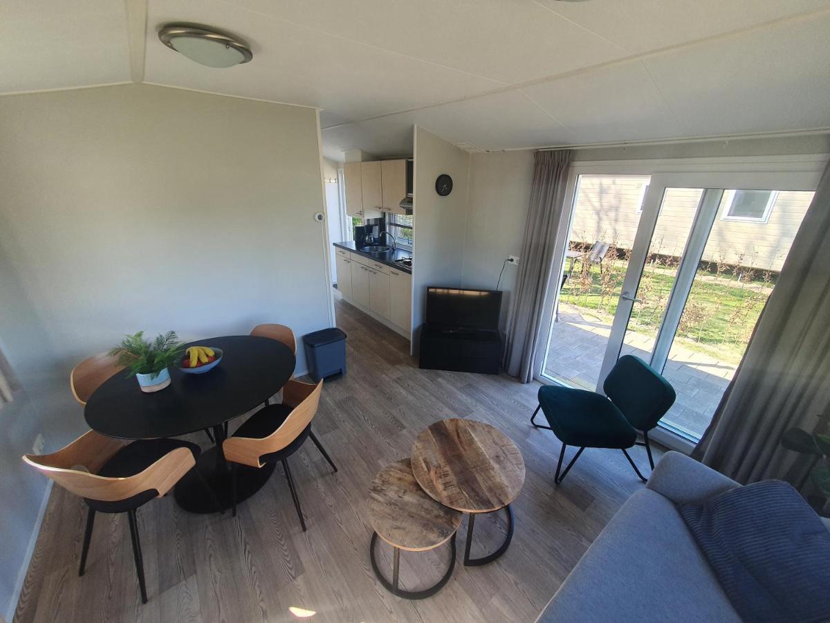 Tynaarlo Gezellig Chalet Op Een Prachtige Plek In Drenthe Met Vrij Uitzichtヴィラ エクステリア 写真